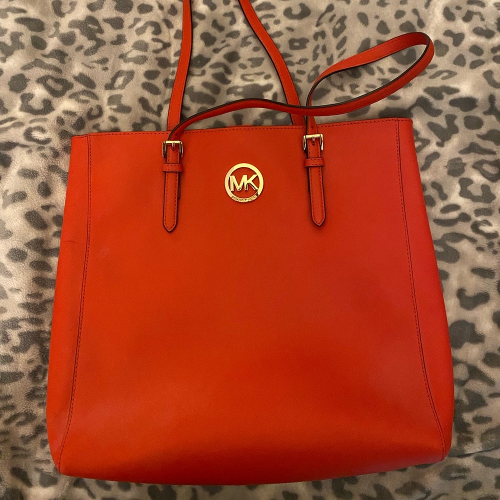 NEVER CARRIED Michael Kors Orange Tote